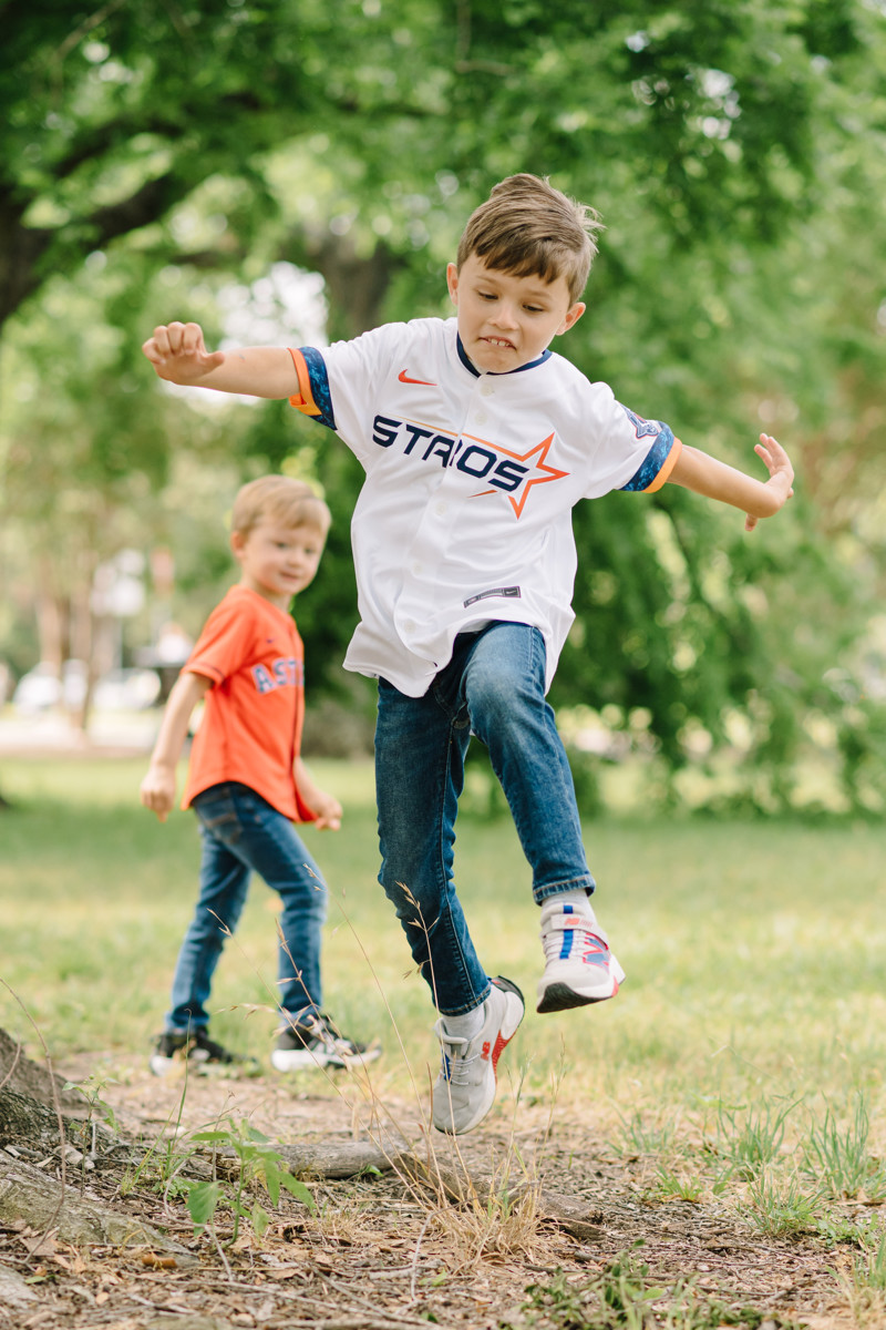 Houston family session lifestyle heights mercantile knportrait.com