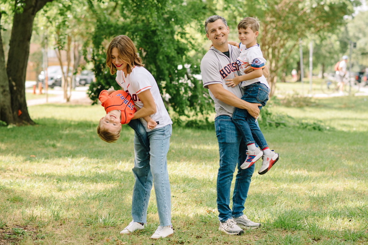 Houston family session lifestyle heights mercantile knportrait.com