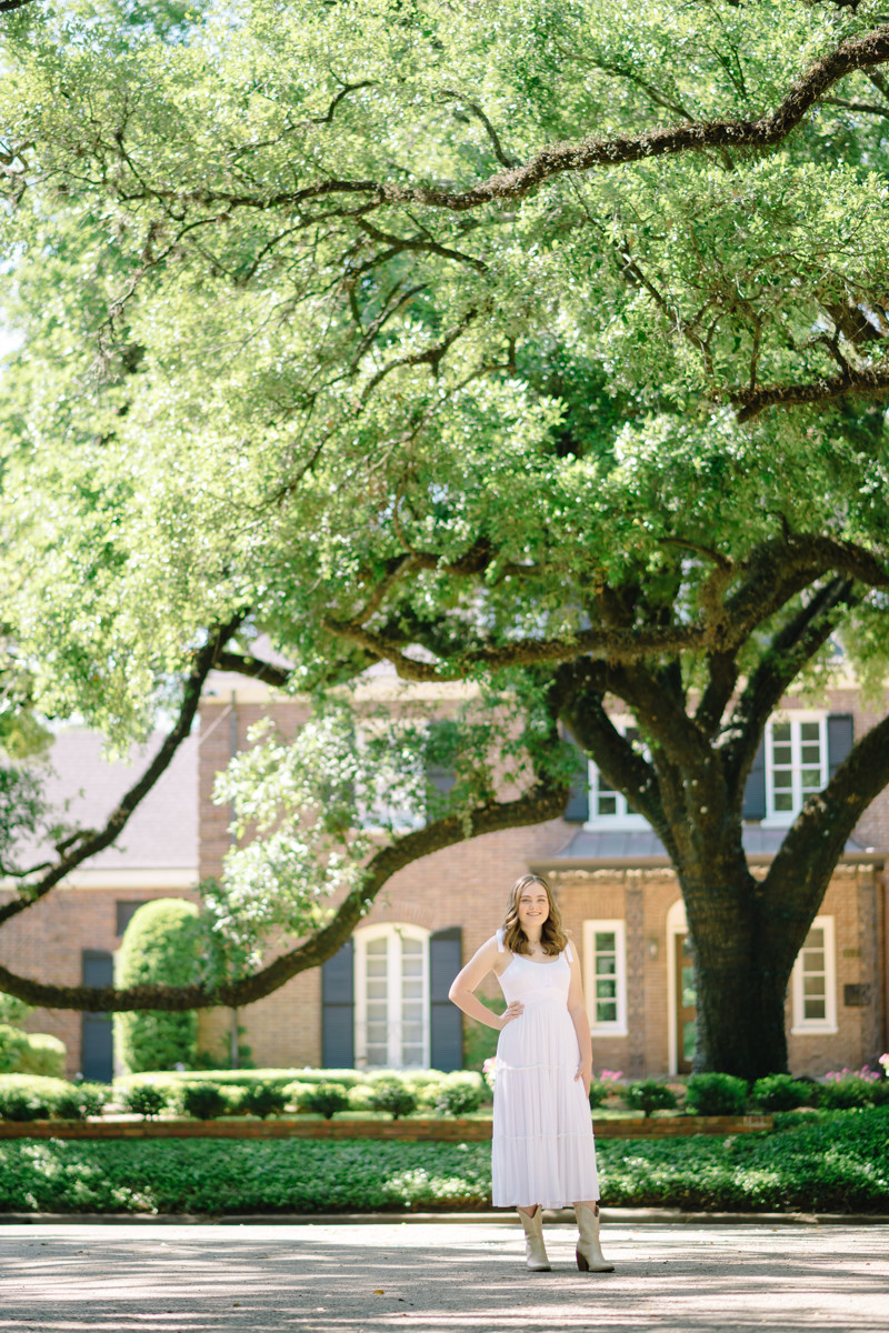 Houston high school senior photographer photo menil museum rice west university photo session