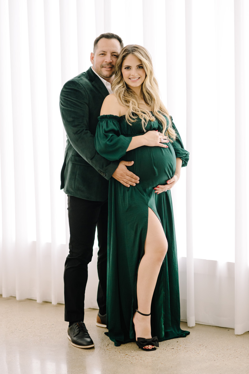 Sugar land family portrait session at Solarium studios Richmond tx family photographer