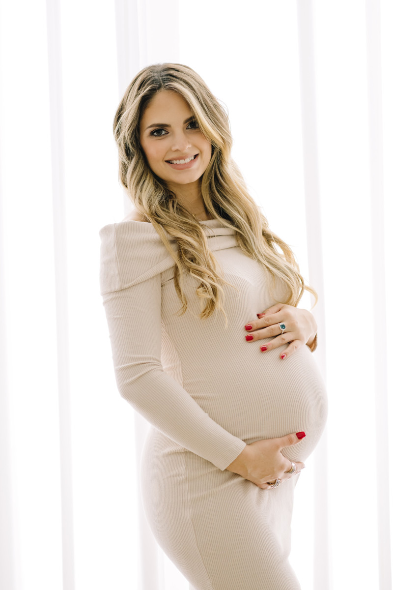 Sugar land family portrait session at Solarium studios Richmond tx family photographer