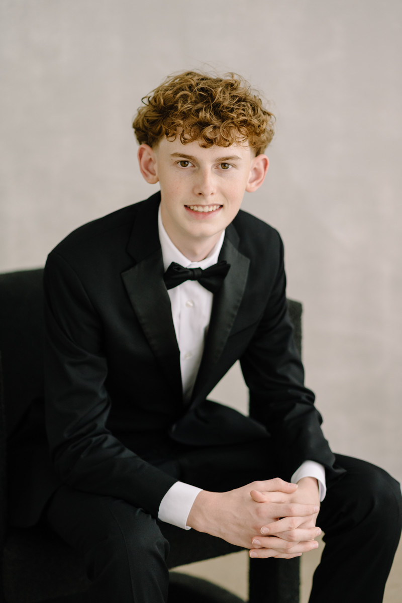 houston senior boy photographer knpotrait photography high school graduation portrait