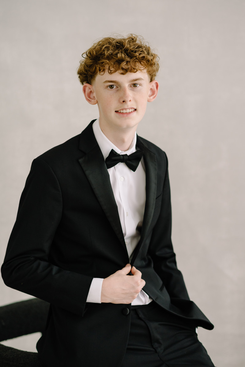 houston senior boy photographer knpotrait photography high school graduation portrait